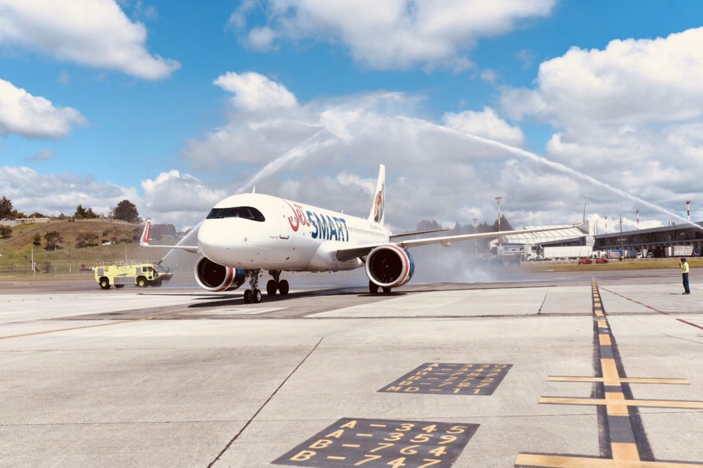 La aerolínea ahora tiene nuevas rutas que permitirán que los viajeros que están en ciudades como Cali puedan estar conectados con principales capitales de otros países como Chile, Perú o Argentina. 
